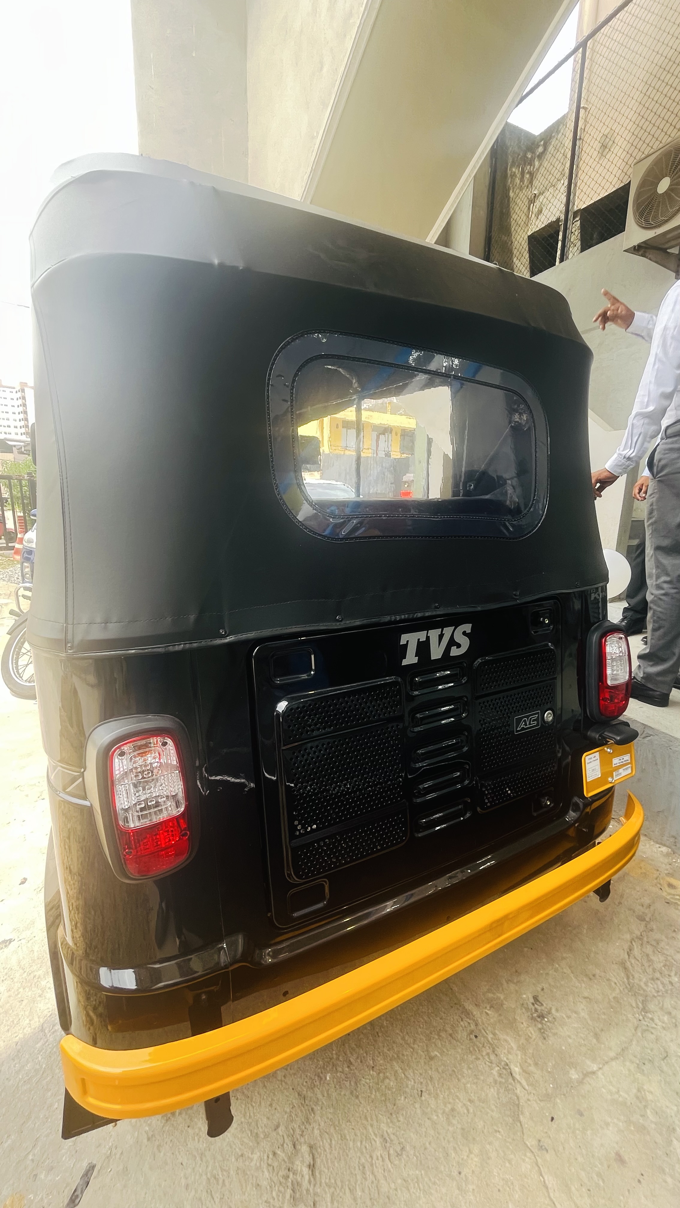 TVS King 2025 - சான்றளிக்கப்பட்டது முச்சக்கர வண்டி sale in Sri Lanka - patpat.lk