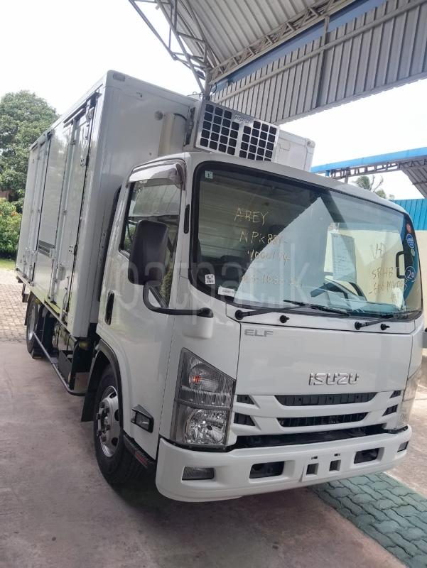 Isuzu ELF 2018 - பயன்படுத்தப்பட்டது டிரக் sale in Sri Lanka - patpat.lk