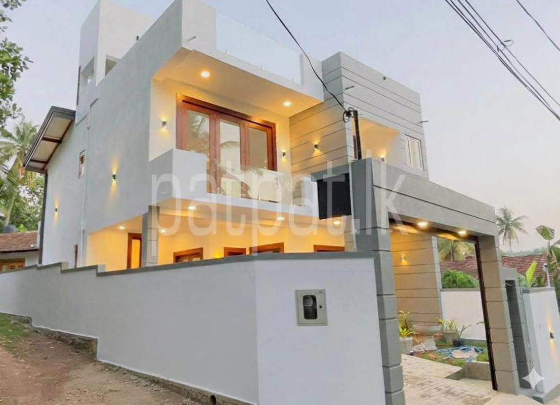 House for Sale in Athurugiriya