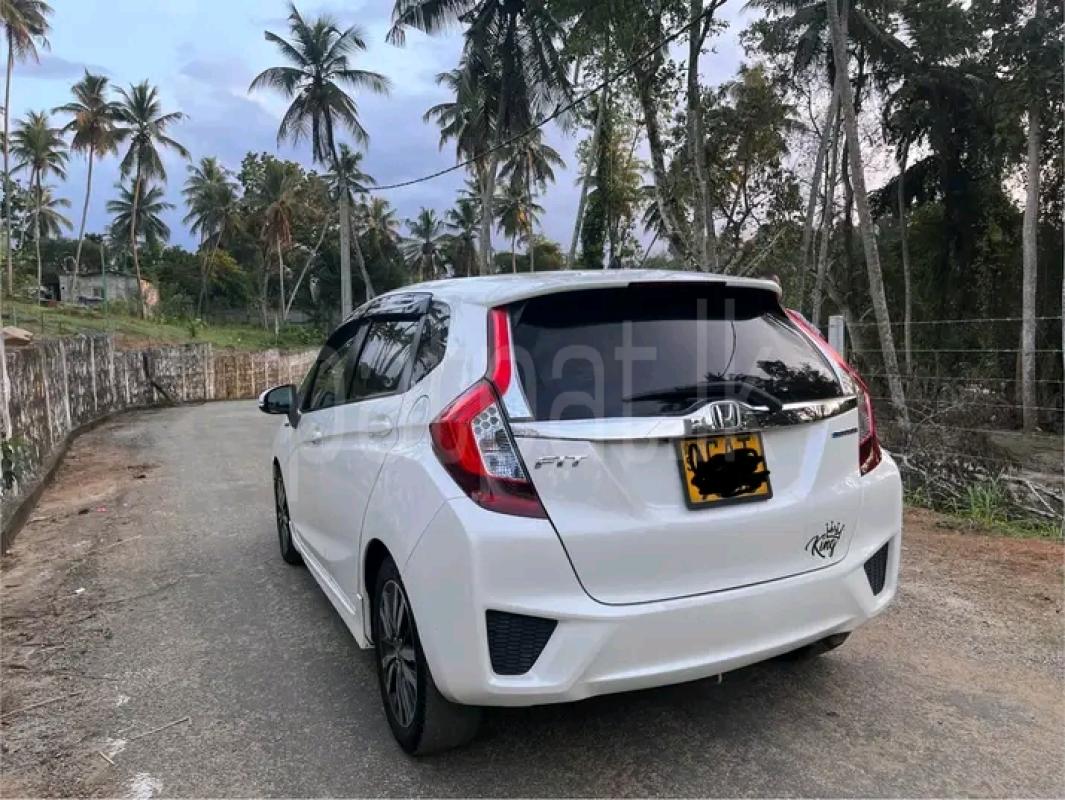 Honda Fit 2014 - பயன்படுத்தப்பட்டது கார் sale in Sri Lanka - patpat.lk