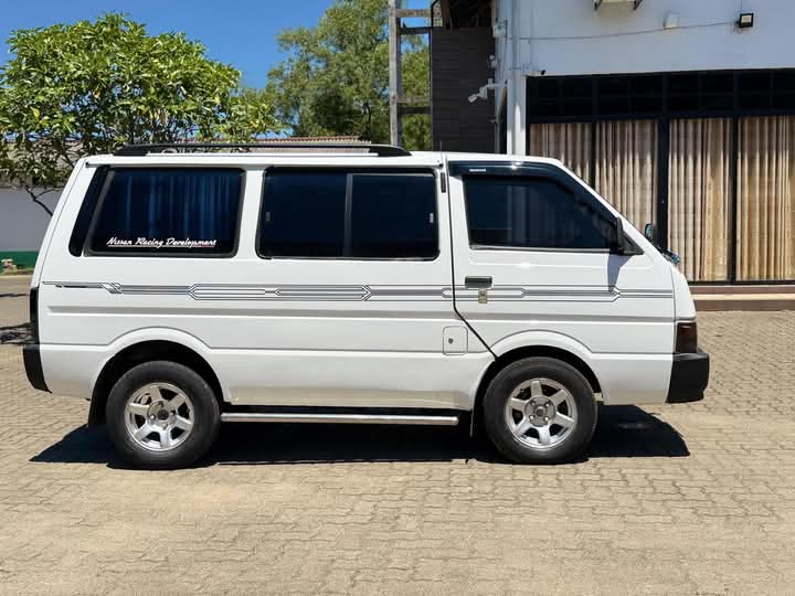 Nissan Vanette 1989 - Used Van sale in Sri Lanka - patpat.lk