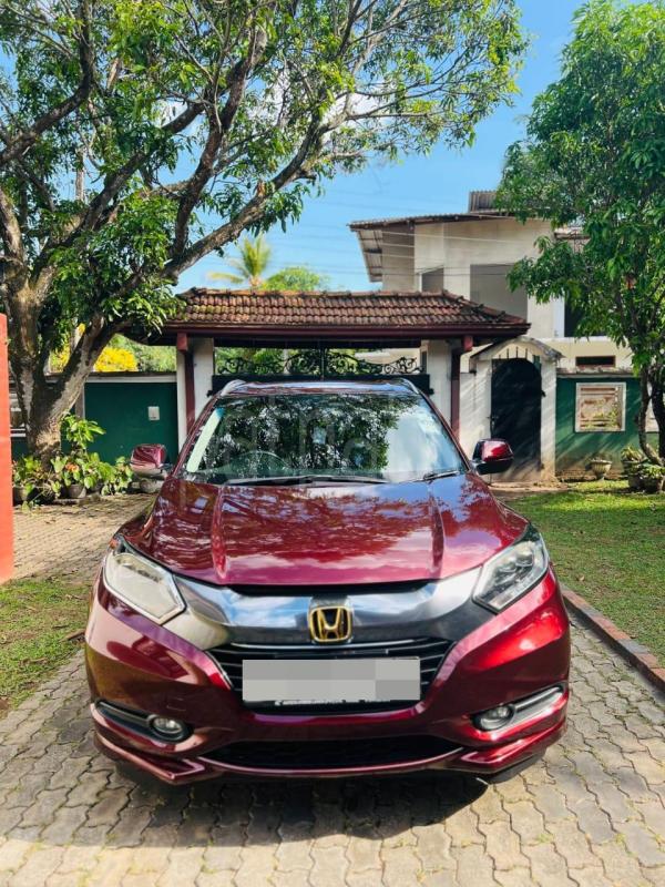 Honda Vezel 2014 - பயன்படுத்தப்பட்டது SUV sale in Sri Lanka - patpat.lk