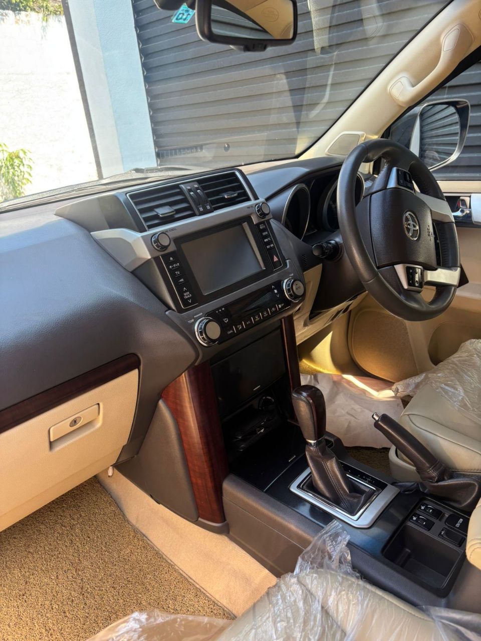 Advertisement image 4