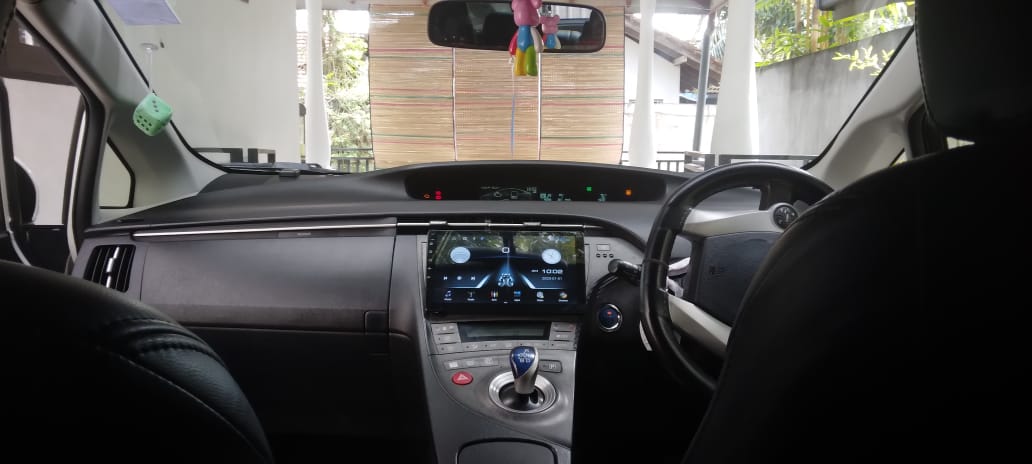 Toyota Prius 2017 - Used Car sale in Sri Lanka - patpat.lk