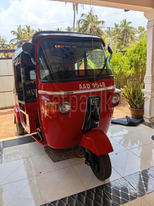 Bajaj Three Wheel 2013 - பயன்படுத்தப்பட்டது முச்சக்கர வண்டி sale in Sri Lanka - patpat.lk