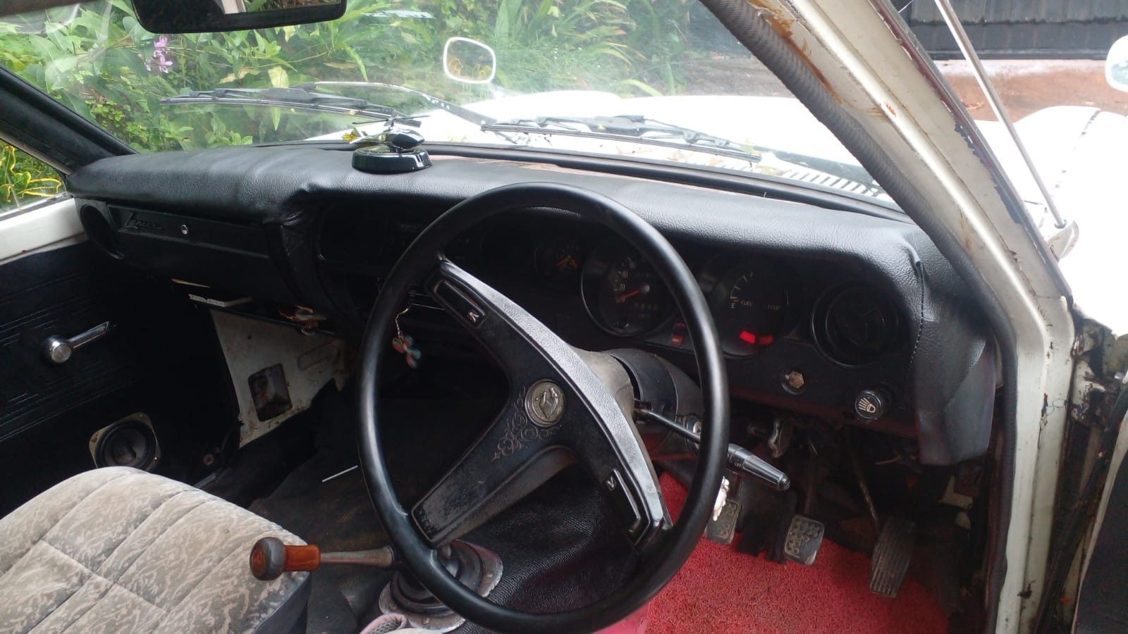Nissan Datsun 1975 - Used Car sale in Sri Lanka - patpat.lk