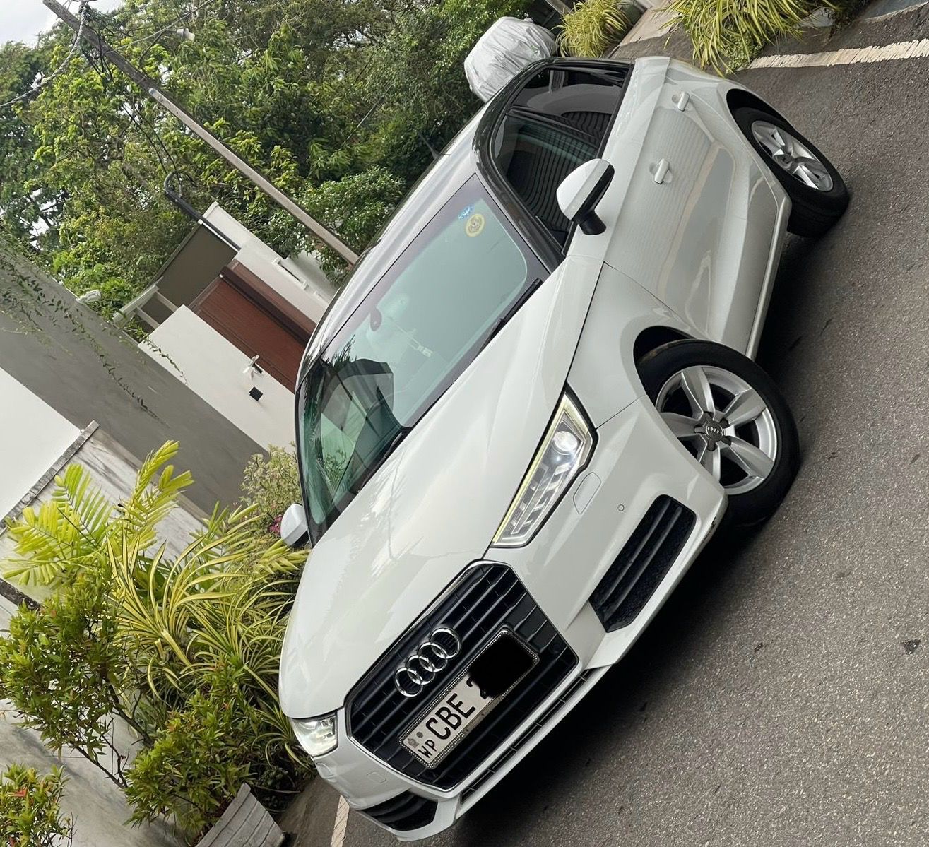 Audi A1 2017 - பயன்படுத்தப்பட்டது கார் sale in Sri Lanka - patpat.lk