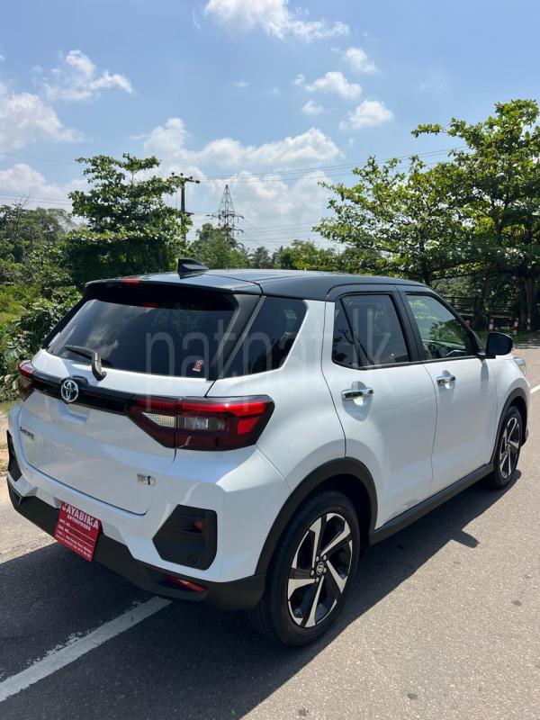 Advertisement image 6