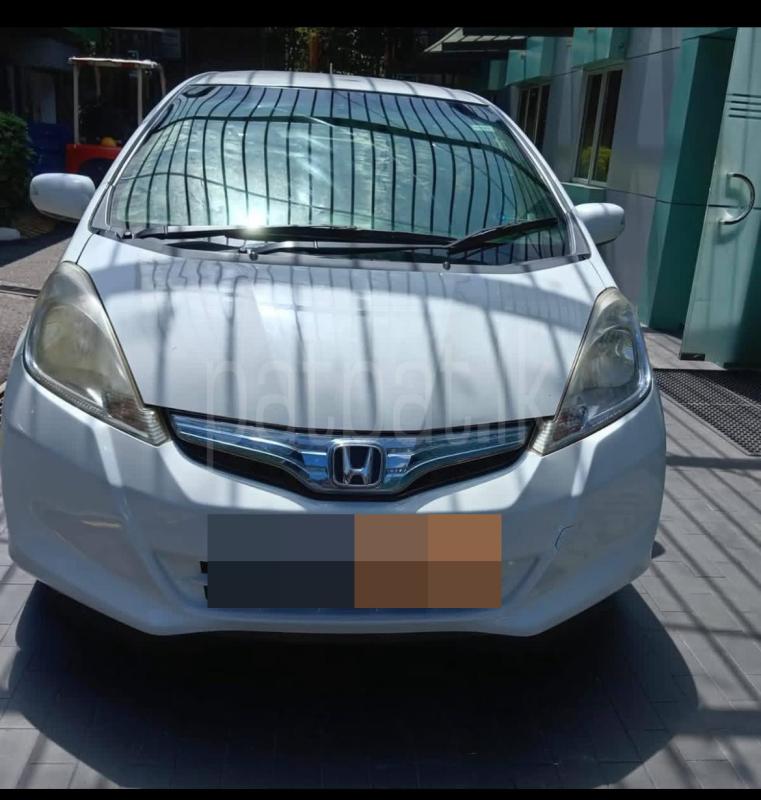Honda Fit 2011 - பயன்படுத்தப்பட்டது கார் sale in Sri Lanka - patpat.lk