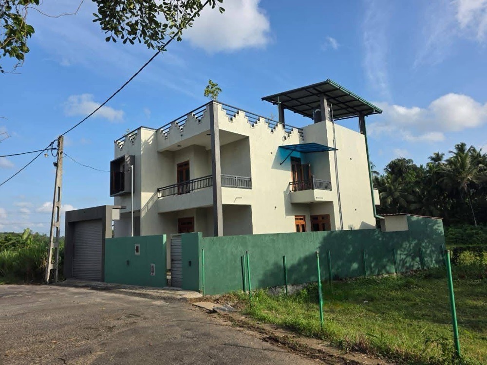 House for Sale in Meegoda