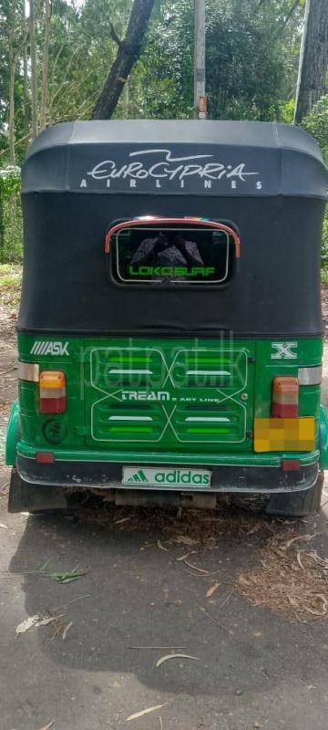 Bajaj Three Wheel 2011 - භාවිතා කරන ලද ත්‍රිරෝද රථය sale in Sri Lanka - patpat.lk