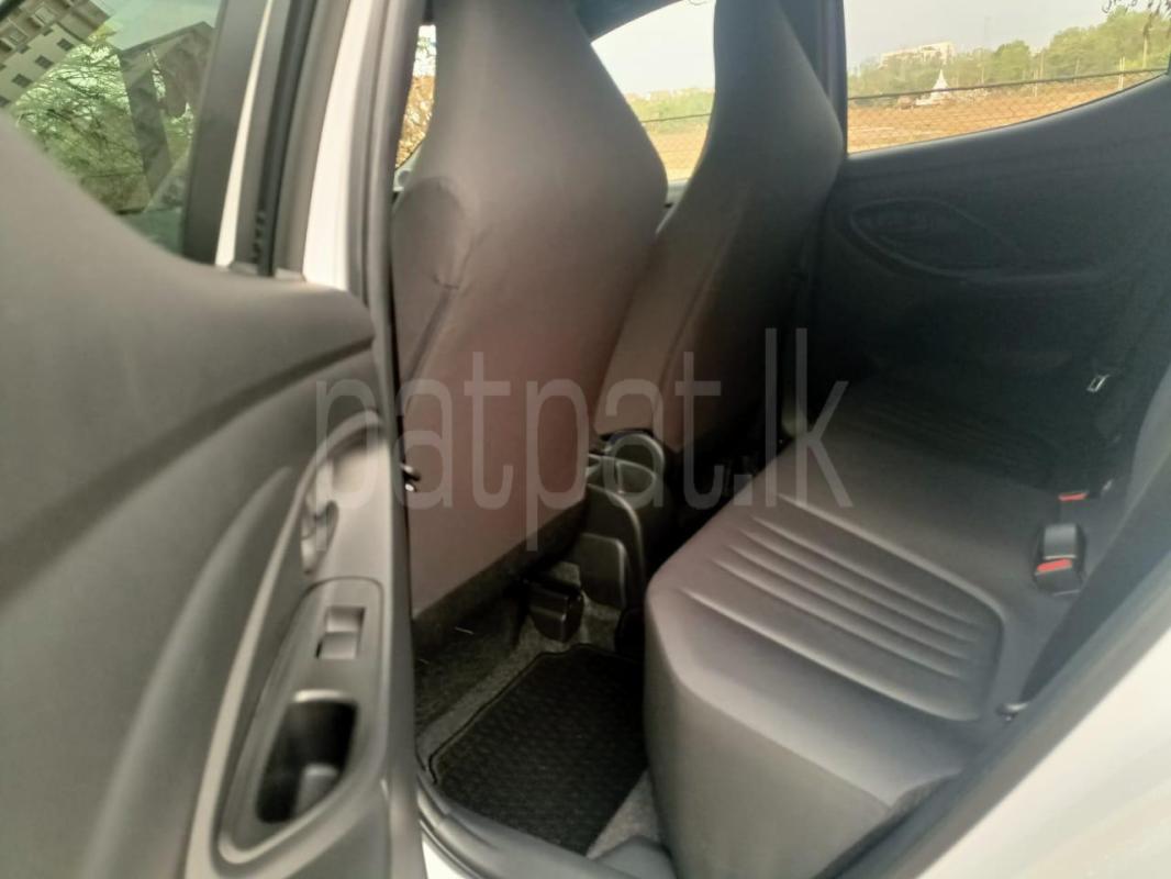 Advertisement image 6