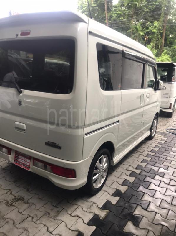 Advertisement image 6