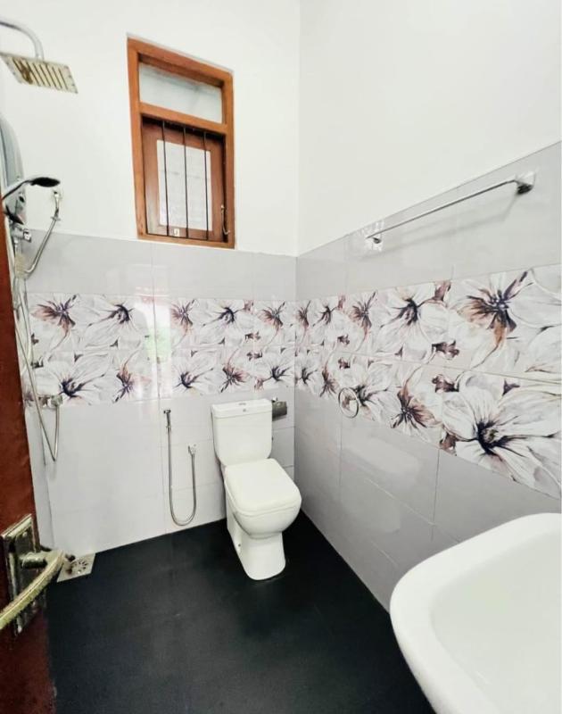 House for Sale in Athurugiriya ads-image-1