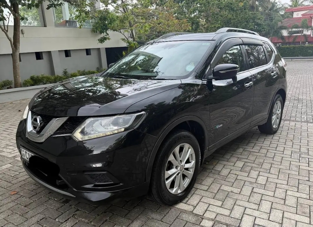 Nissan X Trail 2016 - Used SUV sale in Sri Lanka - patpat.lk