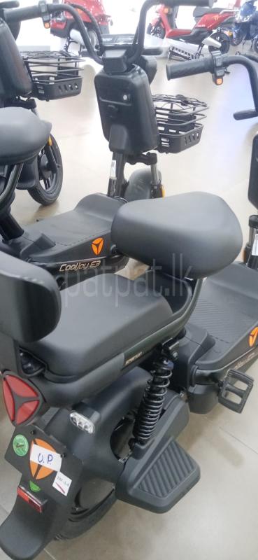 Yadea Cooljoy 2026 - சான்றளிக்கப்பட்டது பைக் sale in Sri Lanka - patpat.lk