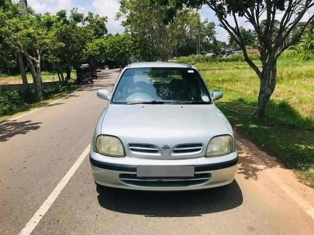 Nissan March 2001 ads-image-1