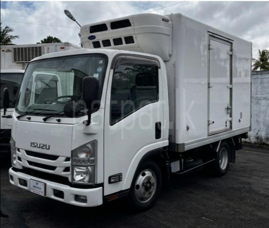 Isuzu ELF 2017 - பயன்படுத்தப்பட்டது டிரக் sale in Sri Lanka - patpat.lk