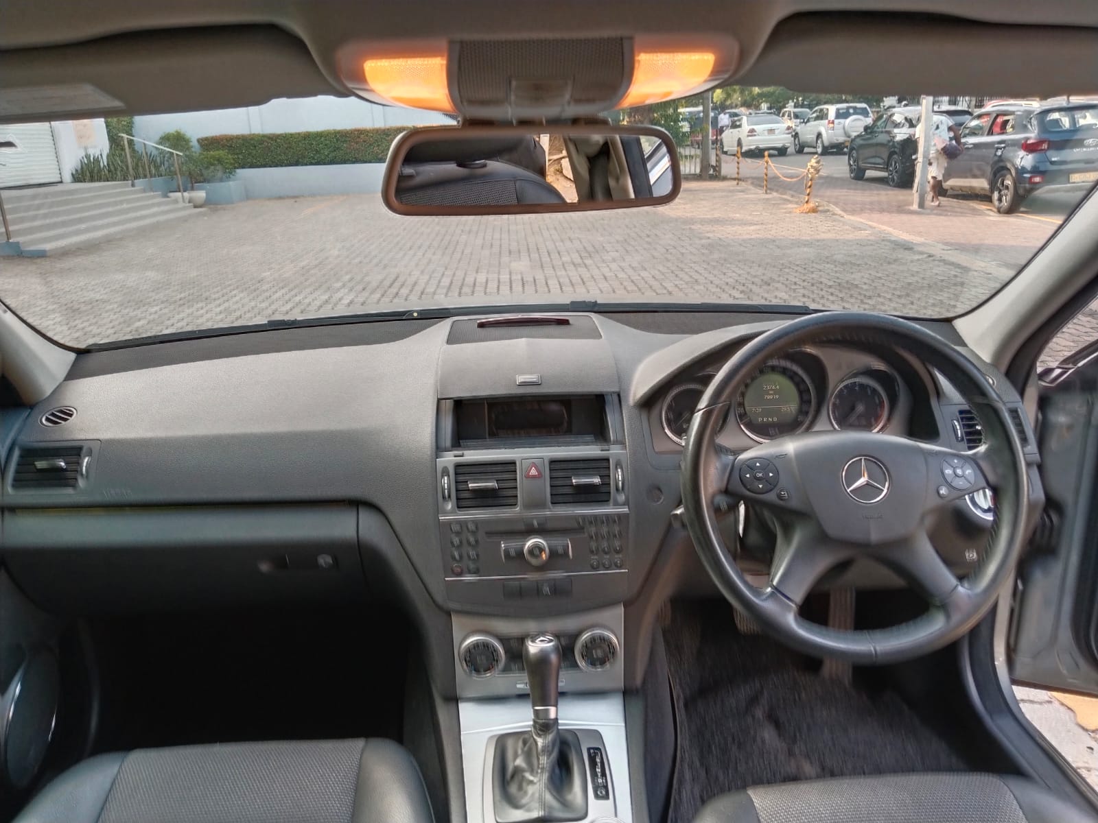 Mercedes Benz C Class 2010 - අලුත් කාර් sale in Sri Lanka - patpat.lk