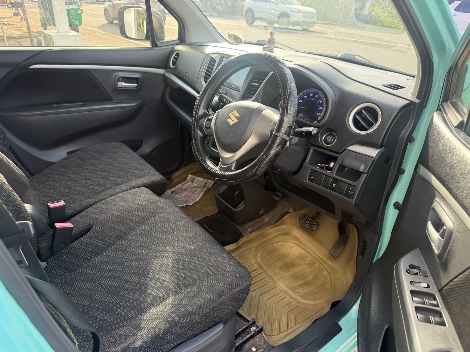 Suzuki Wagon R 2015 - பயன்படுத்தப்பட்டது கார் sale in Sri Lanka - patpat.lk