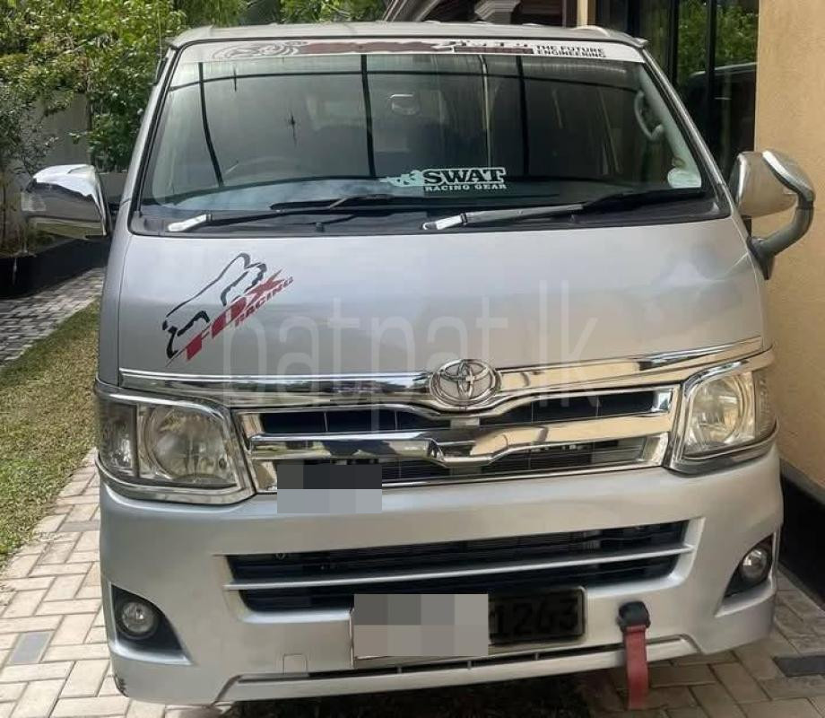 Toyota Hiace 2012 - பயன்படுத்தப்பட்டது வேன் sale in Sri Lanka - patpat.lk