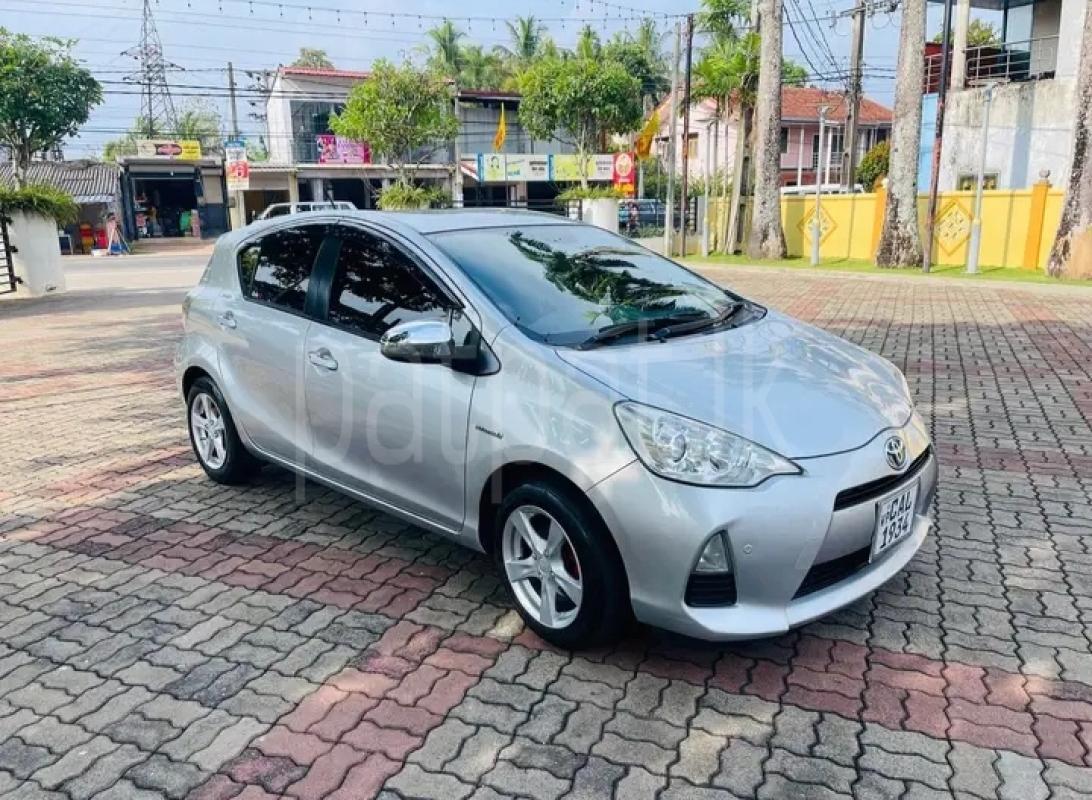 Toyota Aqua 2014 - Used Car sale in Sri Lanka - patpat.lk