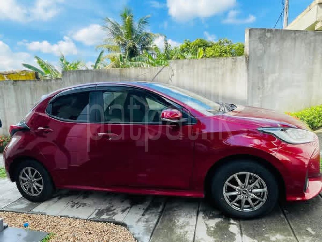 Toyota Yaris 2022 - சான்றளிக்கப்பட்டது கார் sale in Sri Lanka - patpat.lk