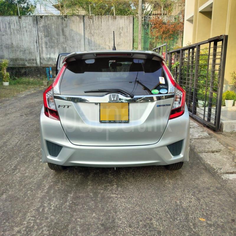 Advertisement image 4