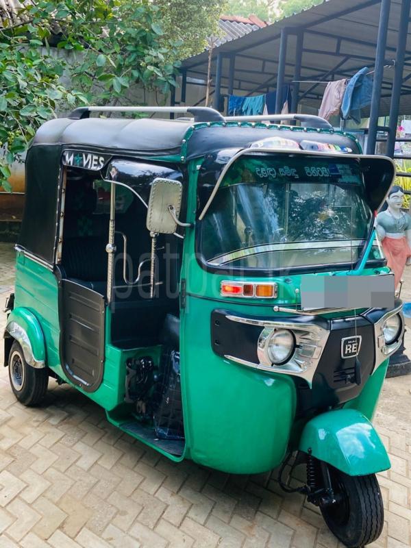 Bajaj Three Wheel 2015 - பயன்படுத்தப்பட்டது முச்சக்கர வண்டி sale in Sri Lanka - patpat.lk