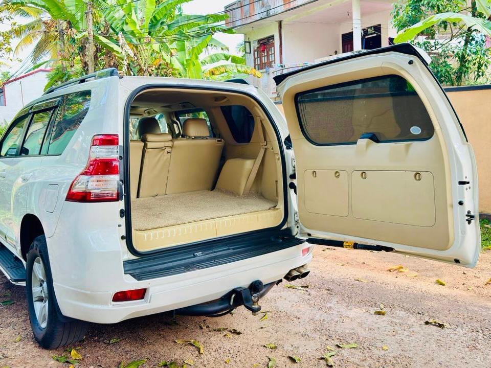 Toyota Land Cruiser Prado 2013 - භාවිතා කරන ලද SUV රථය sale in Sri Lanka - patpat.lk