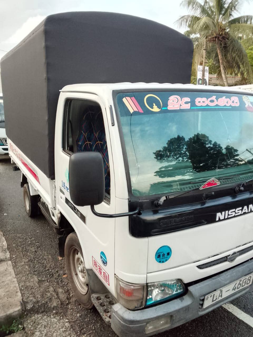 Nissan Atlas 2002 - பயன்படுத்தப்பட்டது டிரக் sale in Sri Lanka - patpat.lk