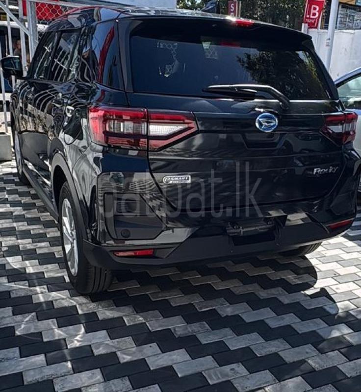 Advertisement image 1