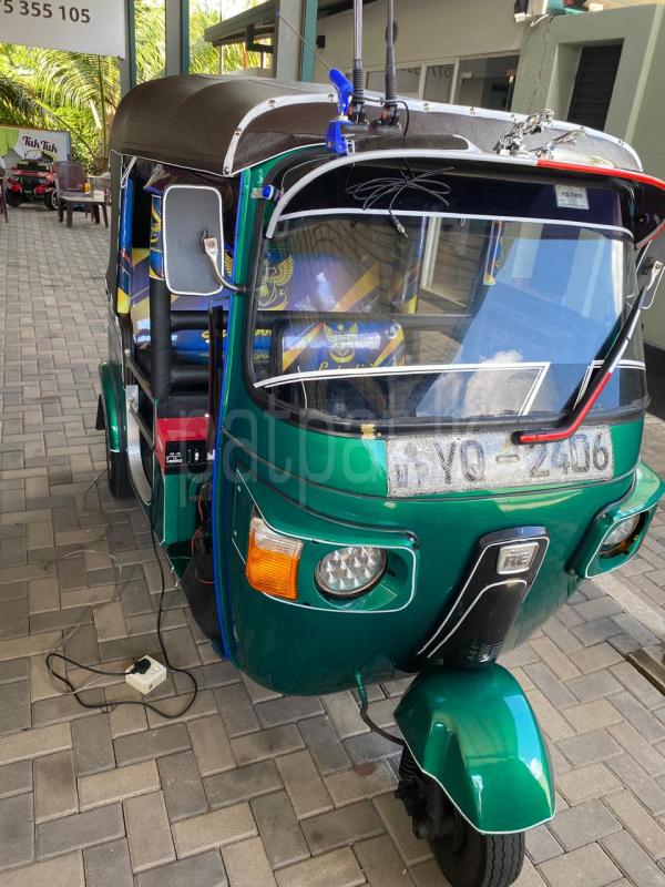 Bajaj 4 stroke 2011 - භාවිතා කරන ලද ත්‍රිරෝද රථය sale in Sri Lanka - patpat.lk