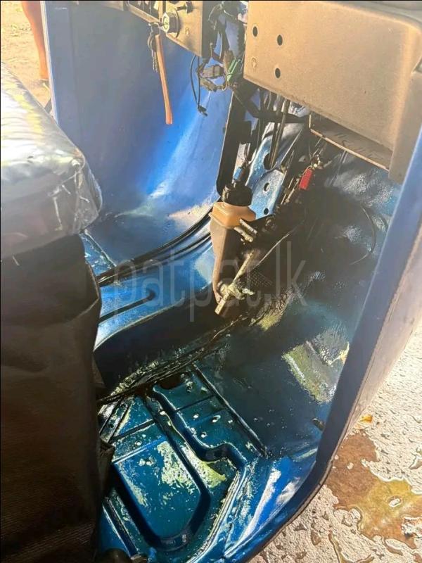 Advertisement image 6