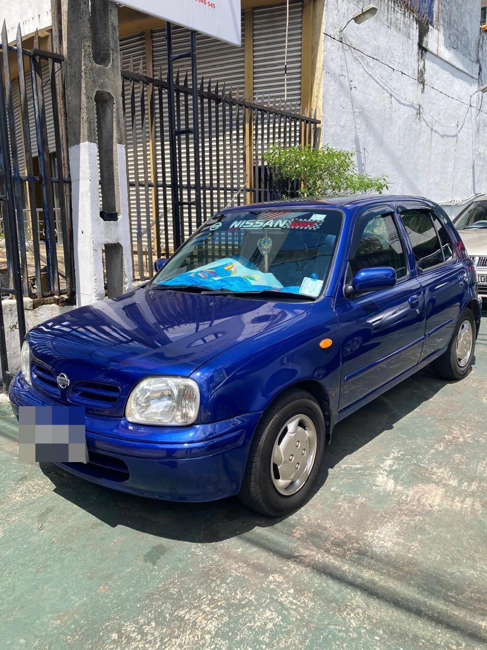Nissan March 2001 - භාවිතා කරන ලද කාර් sale in Sri Lanka - patpat.lk