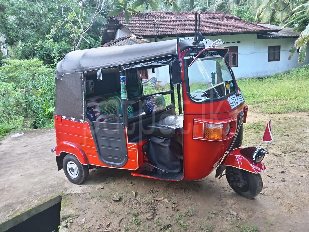 Bajaj Three Wheel 2012 - பயன்படுத்தப்பட்டது முச்சக்கர வண்டி sale in Sri Lanka - patpat.lk