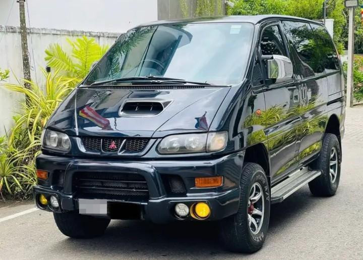 Mitsubishi L400 1998 - பயன்படுத்தப்பட்டது வேன் sale in Sri Lanka - patpat.lk