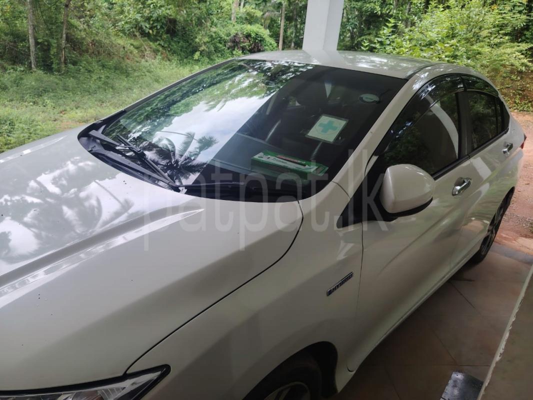 Honda Grace 2015 - Used Car sale in Sri Lanka - patpat.lk