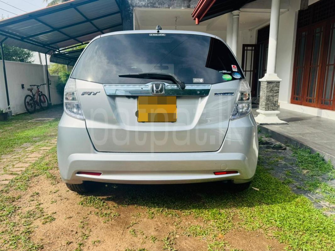 Honda Fit 2013 - பயன்படுத்தப்பட்டது கார் sale in Sri Lanka - patpat.lk
