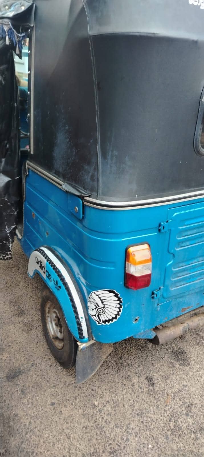 Bajaj Three Wheel 2007 - භාවිතා කරන ලද ත්‍රිරෝද රථය sale in Sri Lanka - patpat.lk