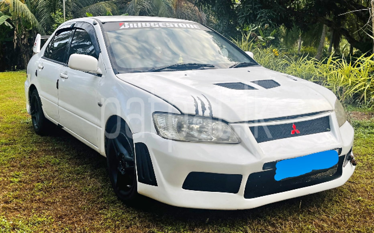 Advertisement image 1