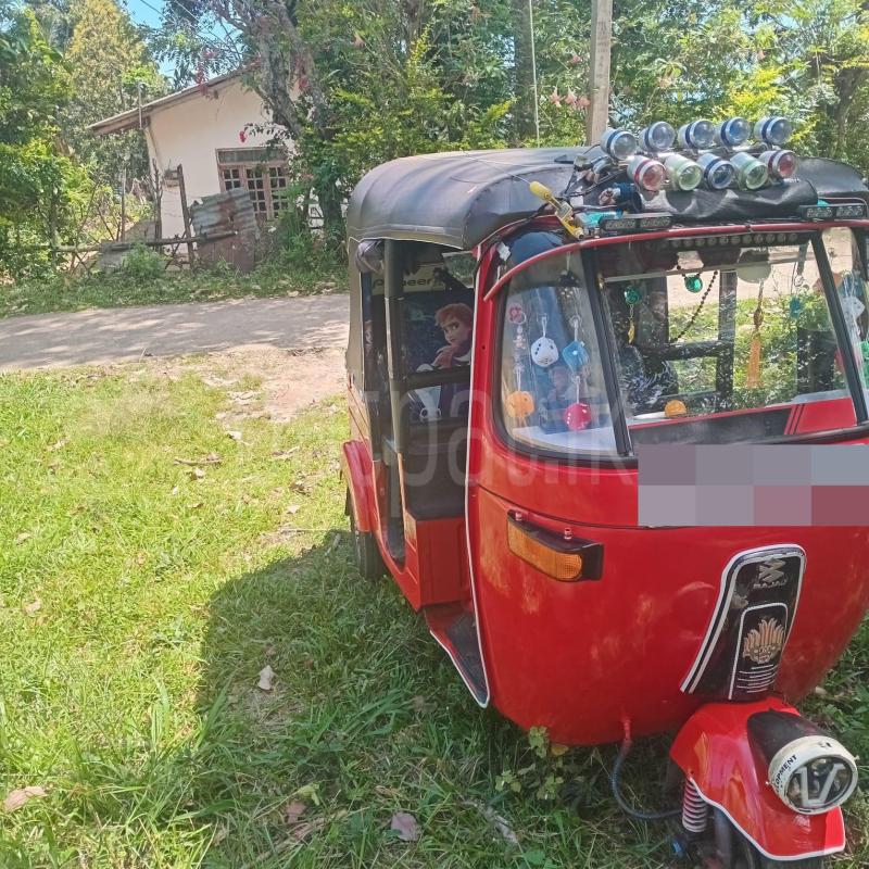 Bajaj Three Wheel 2004 - பயன்படுத்தப்பட்டது முச்சக்கர வண்டி sale in Sri Lanka - patpat.lk