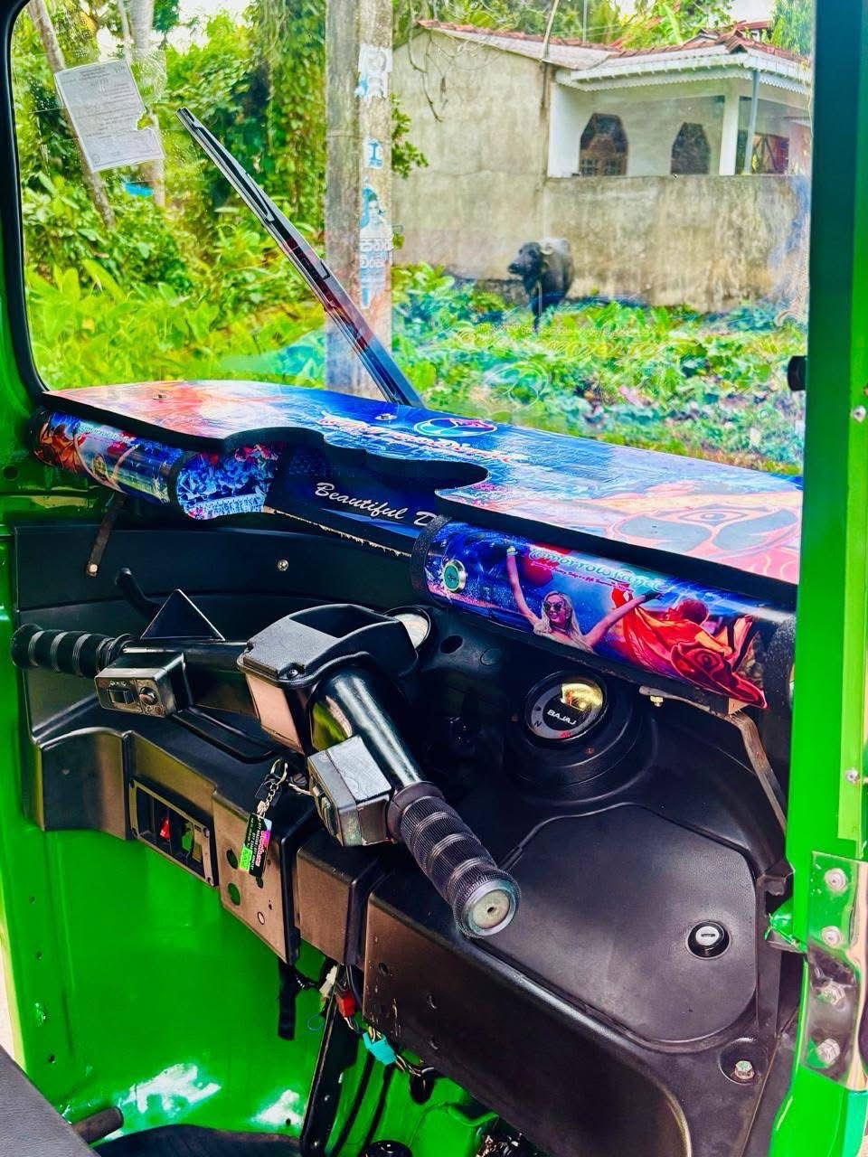 Bajaj Three Wheel 2015 - Used Three wheeler sale in Sri Lanka - patpat.lk