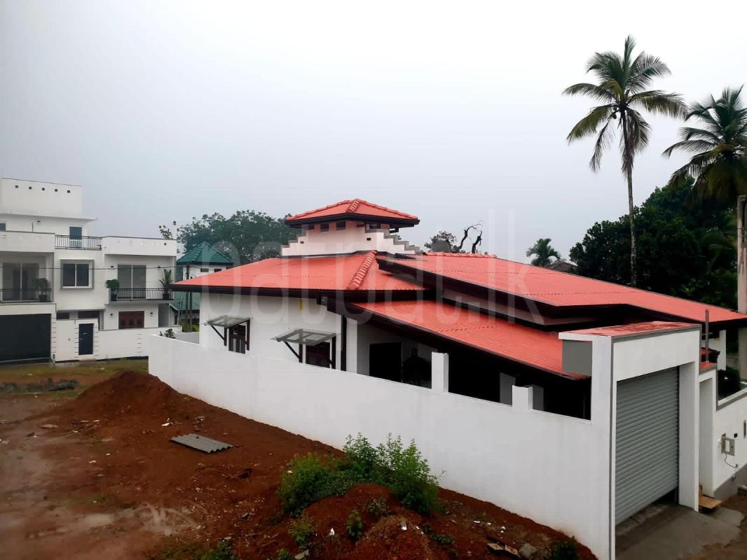 House for Sale in Athurugiriya ads-image-1