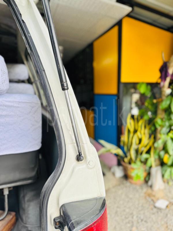 Advertisement image 6