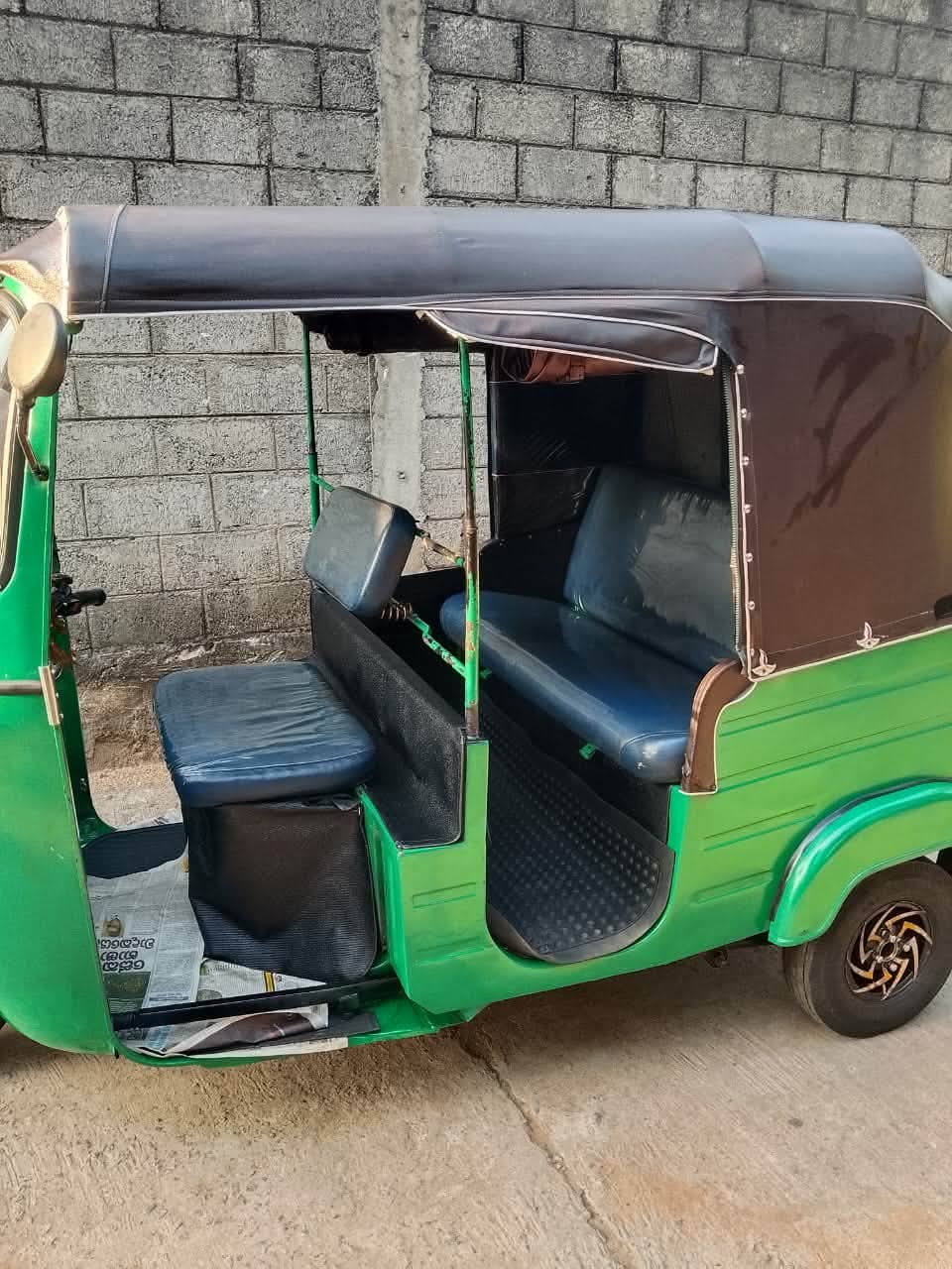 Bajaj Three Wheel 2006 - Used Three wheeler sale in Sri Lanka - patpat.lk