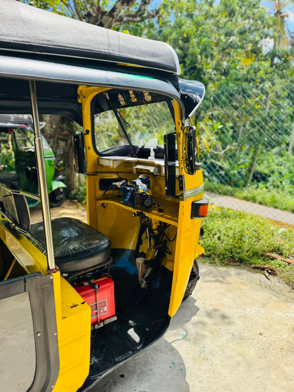 Bajaj Three Wheel 1997 - භාවිතා කරන ලද ත්‍රිරෝද රථය sale in Sri Lanka - patpat.lk