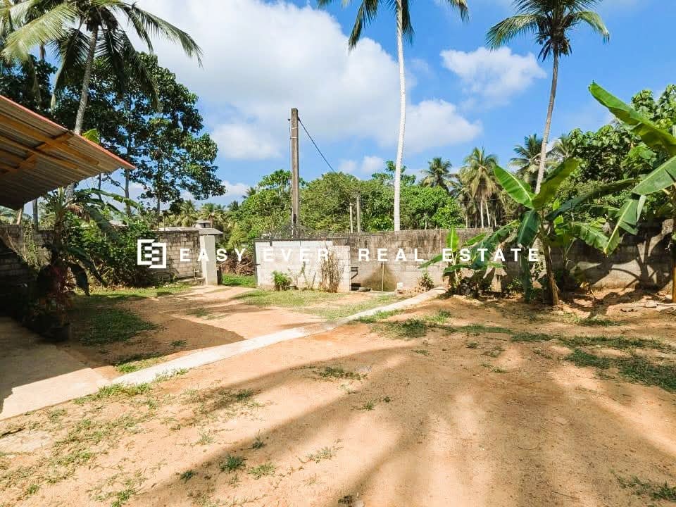 Residential Land for Sale in Gampaha