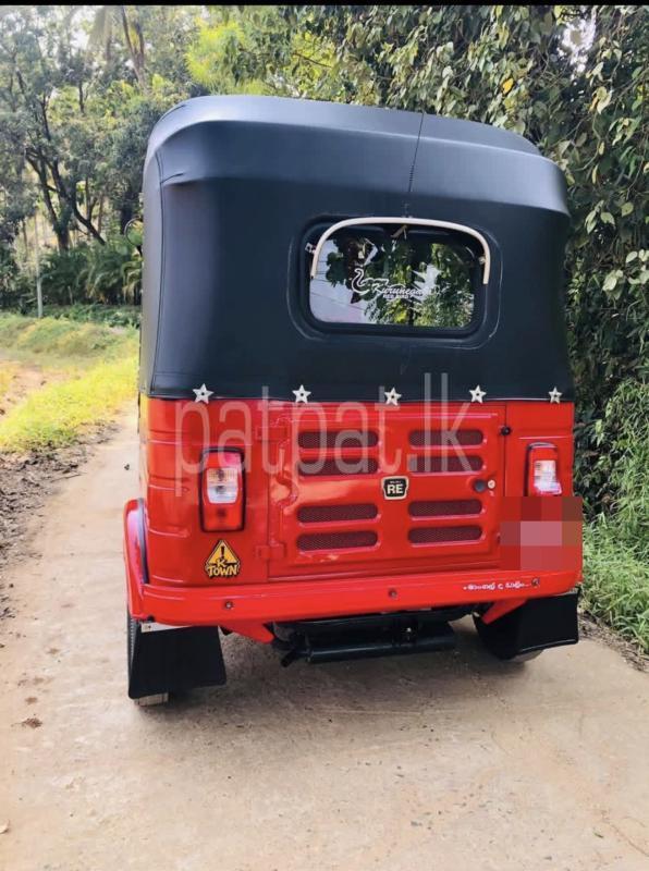 Bajaj Three Wheel 2015 - பயன்படுத்தப்பட்டது முச்சக்கர வண்டி sale in Sri Lanka - patpat.lk