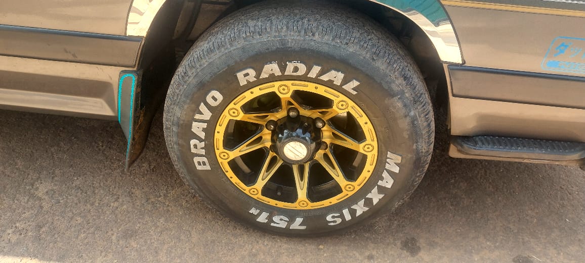 Nissan Caravan 1994 - பயன்படுத்தப்பட்டது வேன் sale in Sri Lanka - patpat.lk